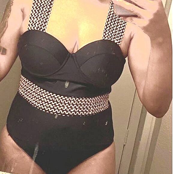 Black Push Up One Piece Swimsuit Sz XL Gold Sequin Wide Strap PUSHUP Padded Luxe - Picture 16 of 16